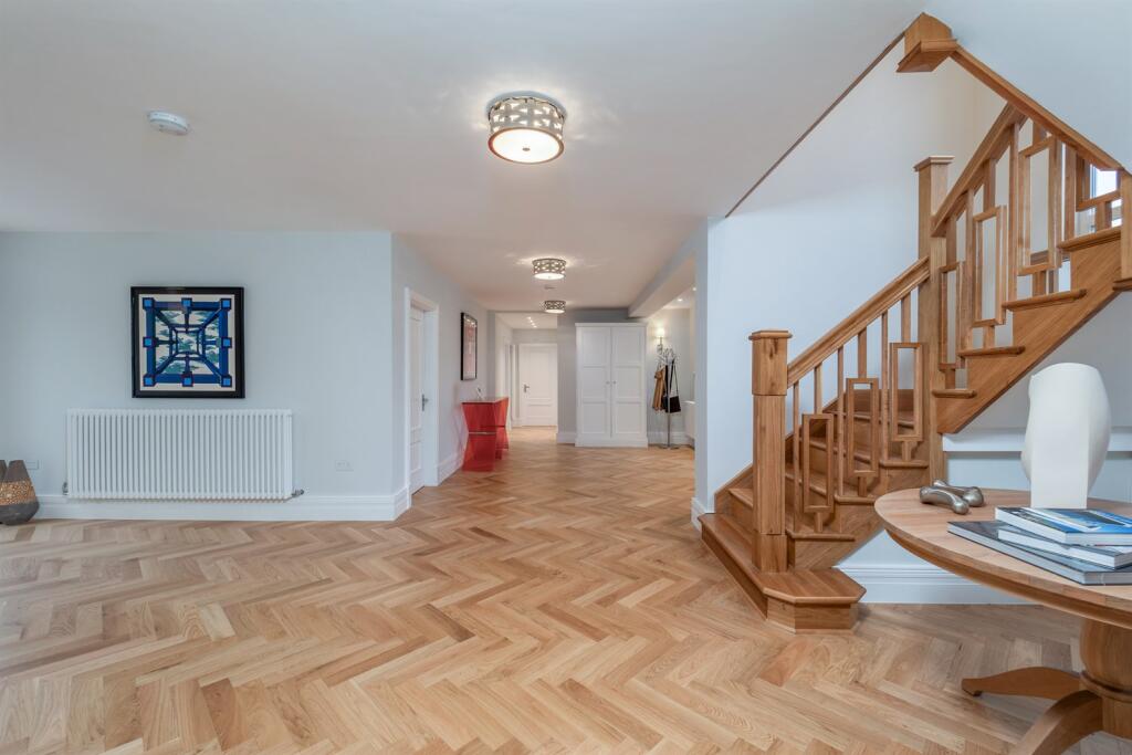 6 bedroom detached house for sale in Bradgate Road, Bowdon, WA14